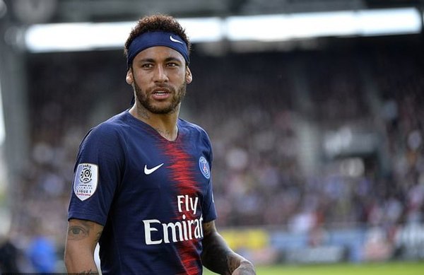 Neymar está decidido a luchar por Paris Saint-Germain